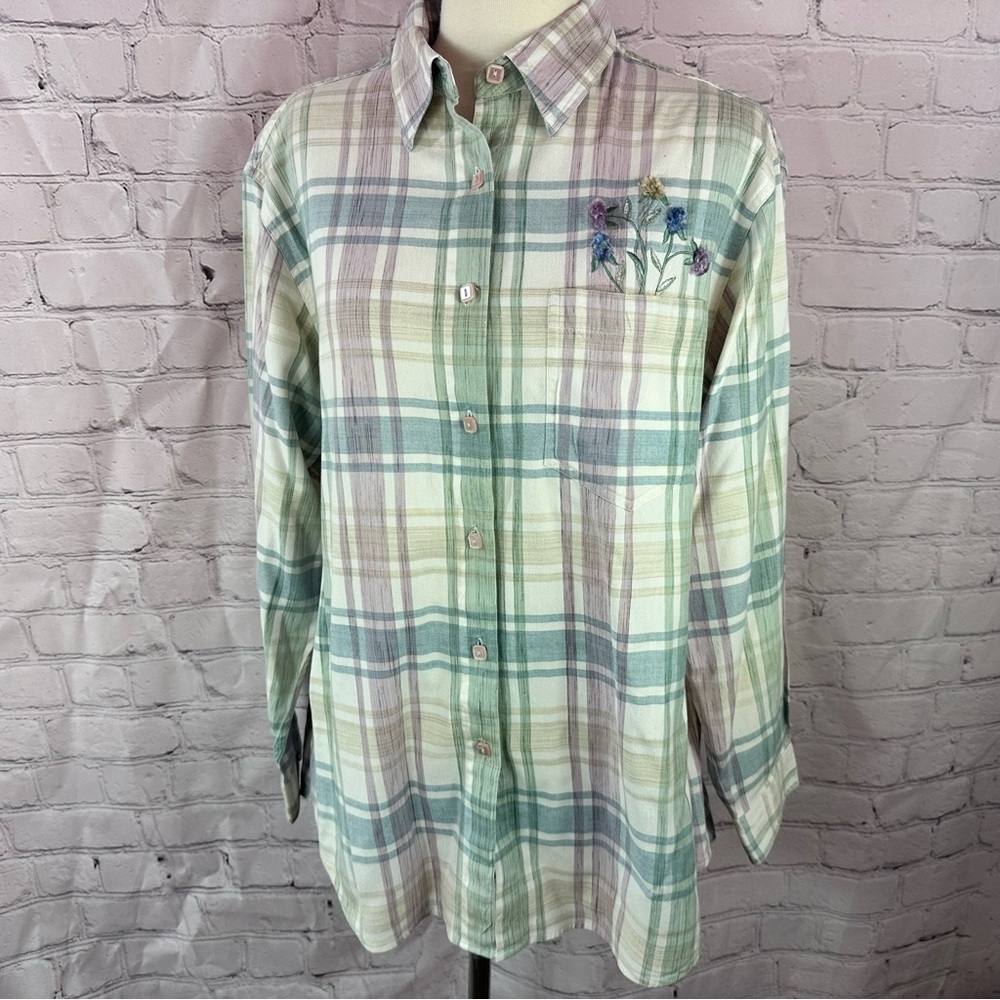 vtg lemon grass Womens L Plaid Shirt floral embroidered cottage granny core